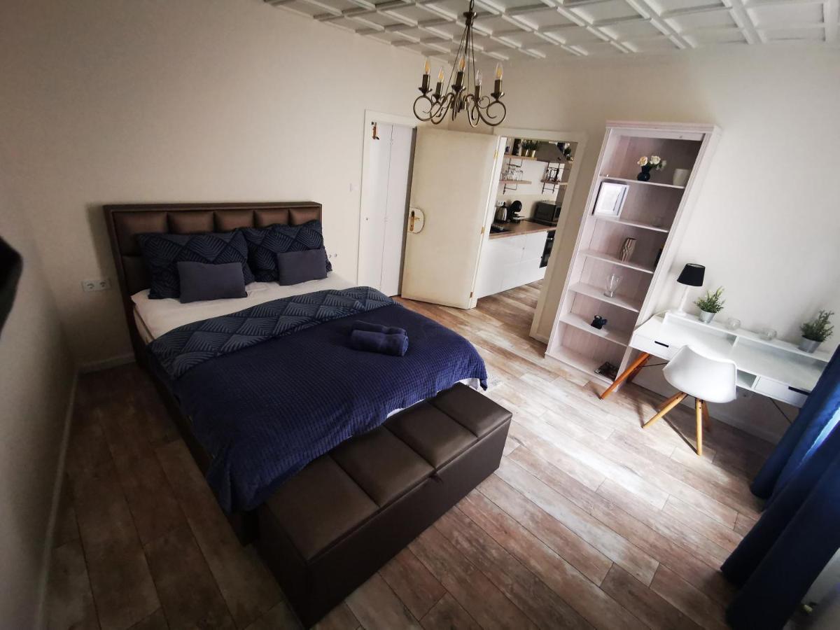 Il Paradiso Di Malasits Győr Exteriör bild